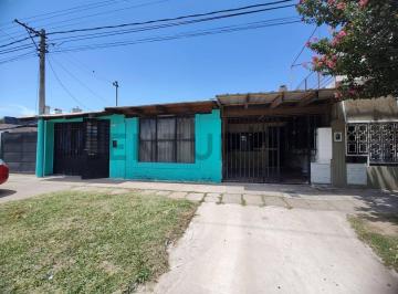 Casa · 147m² · 4 Ambientes · Casa en Venta de 4 Ambientes - Villa Gobernador Galvez
