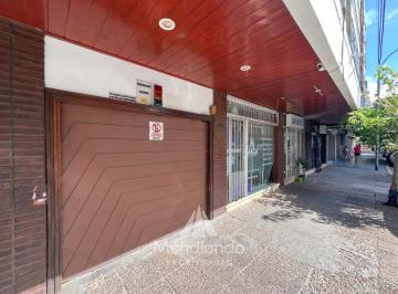 Garage · 12m² · 1 Cochera · Cochera Cubierta en Lamadrid y Alberti