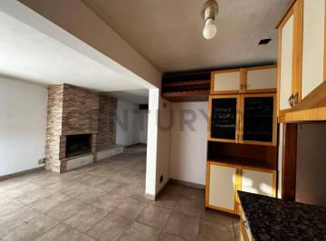 Casa · 192m² · 6 Ambientes · 2 Cocheras · Casa en Venta Barrio Santa Ana Guaymallén Mendoza