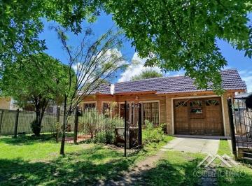 Casa de 7 ambientes, Villa Carlos Paz · V309 La Quinta - Oportunidad! 2 Casas + Piscina, Zona Colegio Parroquial