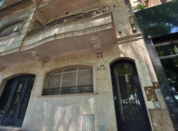 Oficina comercial · 127m² · 4 Ambientes · Casa en Centro