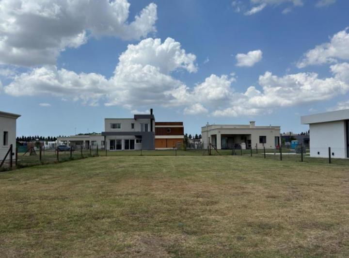 Terreno · 638m²
