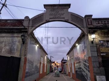 Local comercial · 240m² · Venta de Local, Berisso Calle New York Entre 170 y 171