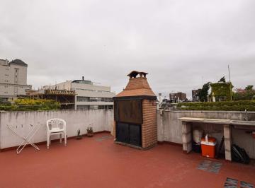 Casa · 152m² · 4 Ambientes · Casa - Venta - 4 Amb - Suite - Terraza - Parrilla - Belgrano R
