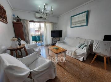 Departamento · 87m² · 4 Ambientes · 1 Cochera · Nicolas Repetto Al 400 - Frente 97 m² Cochera Impec Balcon Amplio Patio Cub T/sol D/entr