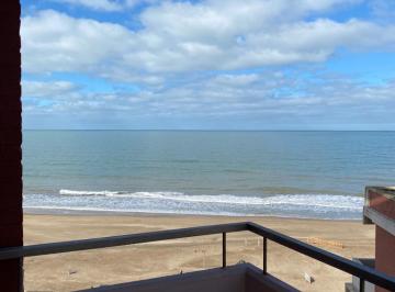 Departamento de 2 ambientes, Villa Gesell · En Venta. Impecable Dpto de 2 Ambientes Frente Al Mar con Cochera y Baulera.