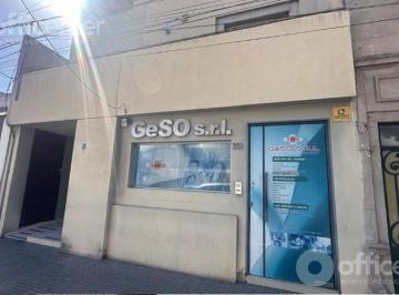 Oficina comercial · 232m² · Oficina en Barrio General Paz - Ideal Consultorio - Sarmiento Al 900, Gral. Paz, Córdoba