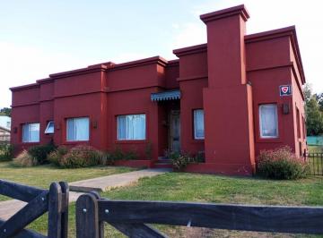 Casa · 160m² · 5 Ambientes · Casa en Venta en Tandil