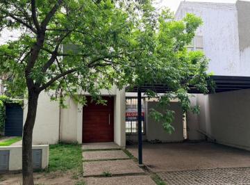 Casa de 6 ambientes, Córdoba · Las Cañitas Córdoba! Dúplex de 3 Dorm. y 2 Baños Barrio con Seguridad 24hs.
