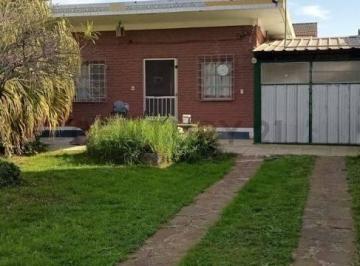 Casa · 85m² · 3 Ambientes · 1 Cochera · Venta Casa 3 Ambientes en Ituzaingó