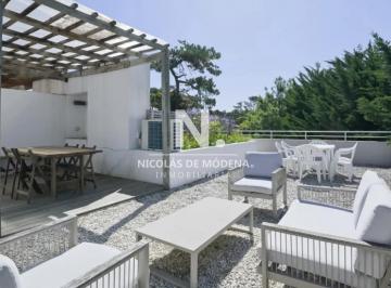 Foto1 · Vende Apto de 2 Dorm. Penthouse en Playa Brava