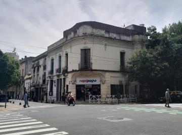 Edificio · 326m² · 10 Ambientes · Edificio en Block.
