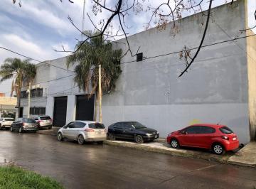 Depósito · 1600m² · Venta - Deposito con Oficinas y Entrepiso - Ituzaingo