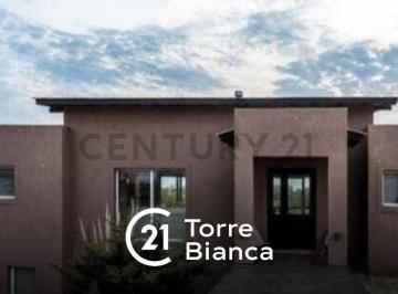 Casa · 224m² · 5 Ambientes · Venta de Casa (5) Cinco Ambientes en Golf 1 Costa Esmeralda - Pinamar - Costa Atlantica