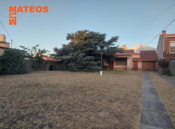 Casa de 3 ambientes, Mar del Tuyú · Casa Independiente Zona Centro a 200 m del Mar 2 E/ 70 y 71