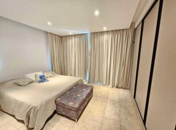 Casa · 700m² · 8 Ambientes · 2 Cocheras · Casa en Alquiler! Saint Thomas Este, Esteban Echeverría, G. B. a. Zona Sur