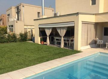 Casa · 140m² · 4 Ambientes · 2 Cocheras · La Cañada de Pilar. Casa de 4 Amb. Venta C/renta