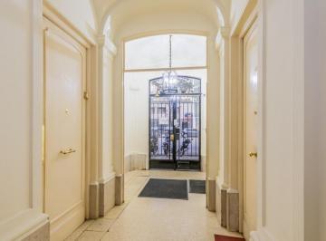 Departamento · 44m² · 3 Ambientes · Apto Credito - Venta 2 Ambientes y 1/2 - Dependencia - 2 Baños - San Telmo - Departamento de Estilo