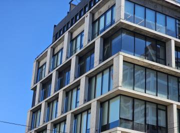Oficina comercial · 1500m² · Oficinas Plantas Libres en Alquiler Parque Patricios - Distrito Tecnológico - Av Caseros 3400