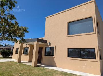 Casa · 194m² · 4 Ambientes · Apta Credito Casa San Sebastian, Escobar, G. B. a. Zona Norte