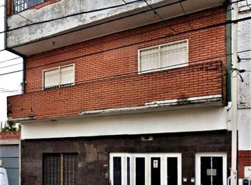 Edificio · 780m² · 14 Ambientes · Edificio Ex - Geriatrico en 2 Cuerpos y 3 Plantas: 780 m²