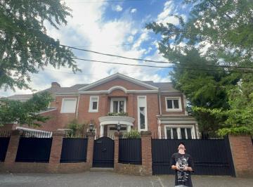 Casa de 8 ambientes, San Isidro · Casa Venta en Martinez Libertador Al Rio