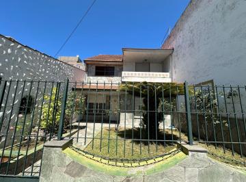 Casa · 179m² · 4 Ambientes · 1 Cochera · Casa Ideal Desarrollo