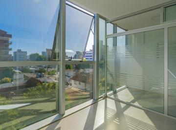Oficina comercial · 140m² · 2 Cocheras · Piso de Oficinas en Estratégica Ubicación.