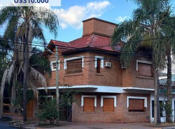 Casa de 5 ambientes, Posadas · Casa en Venta Zona Centro
