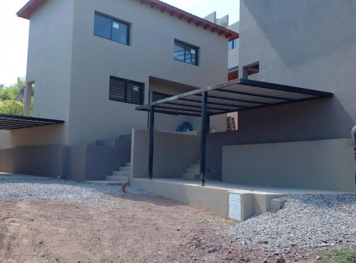PH · 90m² · 5 Ambientes · 1 Cochera