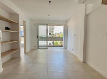 Departamento · 40m² · 2 Ambientes · 1 Cochera · Departamento con Cochera en Moron Centro