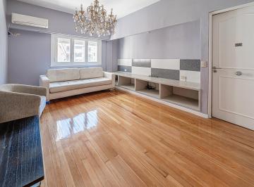 Departamento · 76m² · 2 Ambientes · Venta Departamento Semipiso de 2 Ambientes en Recoleta