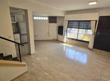 PH de 3 ambientes, Morón · Hermoso Duplex de 3 Ambientes en Venta! en Zona Castelar