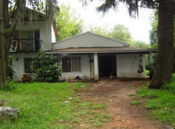 Casa · 183m² · 6 Ambientes · Chalet en 2 Plantas Sobre 2156 m² de Lote