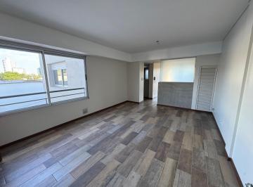 Departamento · 80m² · 4 Ambientes · 1 Cochera · Venta Departamento Amplio Dos Dorm. Barrio Refineria Cochera