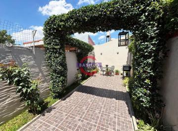 PH · 93m² · 4 Ambientes · 1 Cochera · Venta Excelente Dúplex 4 Ambientes con Patio y Playroom en Carapachay