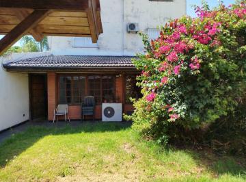 PH de 4 ambientes, Villa Pueyrredón · Venta PH 4 Amb C/patio Ladines 3200 Villa Pueyrredon