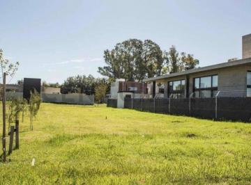 Terreno · 480m² · Lotes en Venta en Barrio San Patricio 2