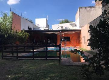 Casa · 199m² · 4 Ambientes · Casa en Venta