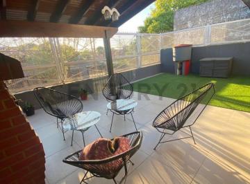 Casa · 325m² · 7 Ambientes · 5 Cocheras · Venta Casa en Berazategui 4 Ambientes con Terraza Cochera Quincho