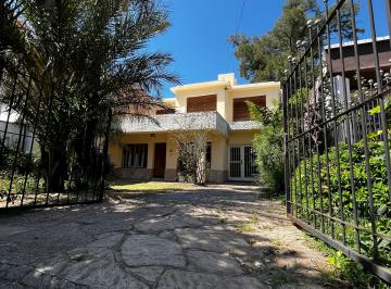 Casa de 8 ambientes, Córdoba · Casa en Alquiler 3 Dorm. Villa Belgrano