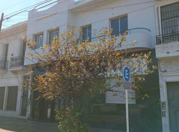 Casa · 121m² · 5 Ambientes · Venta - PH 5 Ambientes en Sarandi Sobre Av Mitre