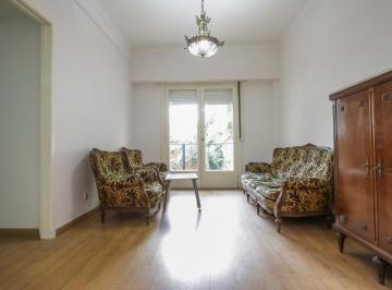 Departamento · 59m² · 3 Ambientes · Excelente 3 Ambientes con Dependencia en Recoleta