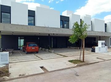 Casa · 180m² · 5 Ambientes · 2 Cocheras · Duplex a Estrenar en Distrito Sur