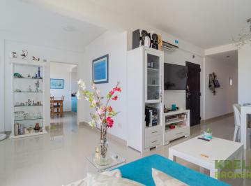Departamento · 94m² · 4 Ambientes · 1 Cochera · Departamento en Venta de 4 Ambientes