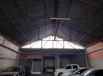 Bodega-Galpón · 500m² · Galpón en Alquiler Barrio Centro