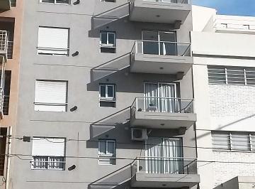 Departamento de 2 ambientes, La Paternal · Semipiso 2 Amb con Balcon Aterrazado Super Luminoso - Paternal