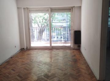 Departamento de 3 ambientes, Villa Devoto · Dto 3 Amb Al Frente C/balcon