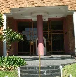 Departamento de 6 ambientes, Lomas de Zamora · Nueva Tasacion! Impecable Depto de Cinco Ambientes con Cochera!