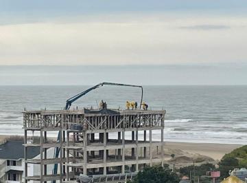 Departamento · 40m² · 2 Ambientes · 1 Cochera · | Eifer X | | Edificio de Categoria| | Frente Al Mar |